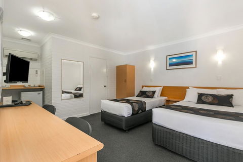 Flag Motor Lodge - C Tourism 1