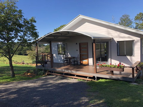 Flame Tree Chalet - C Tourism 0