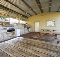Fossickers Tourist Park - C Tourism