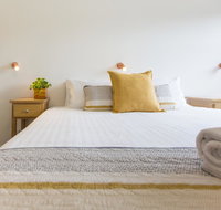 Fox on the Run - Motel Kilmore - C Tourism