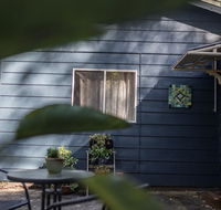 Funky Flat on Acreage - C Tourism