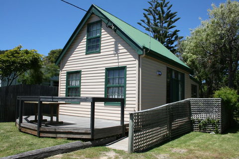 Gaol House Cottages - C Tourism 3