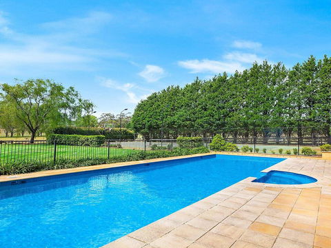 Gerron Park - Country Luxe, Tennis Court And Pool - C Tourism 2