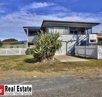 Gillies Getaway at South West Rocks - C Tourism
