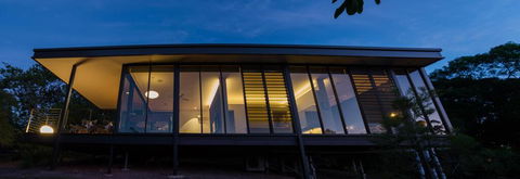 Glass On Glasshouse - C Tourism 2