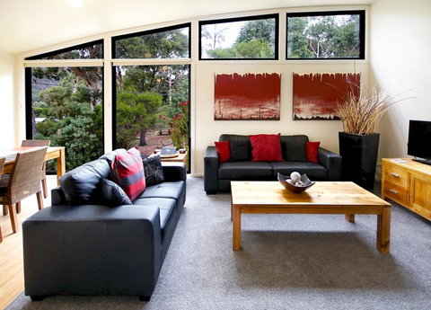 Glengarriff Townhouse 2 - C Tourism 3