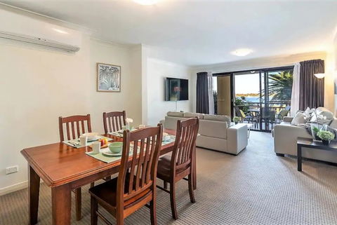 Gold Coast Apartment At Sandcastles On Broadwater - C Tourism 2