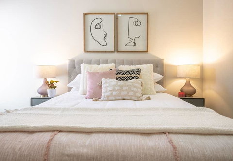 Golden Place - C Tourism 0