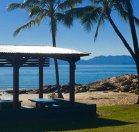 Golden Sands Beach House - C Tourism