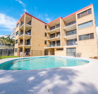 Golden Shores Unit 3 21 Landsborough Parade - C Tourism