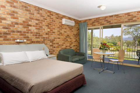 Golf Club Motor Inn Wingham - C Tourism 2