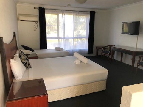 Golf Place Inn - C Tourism 3