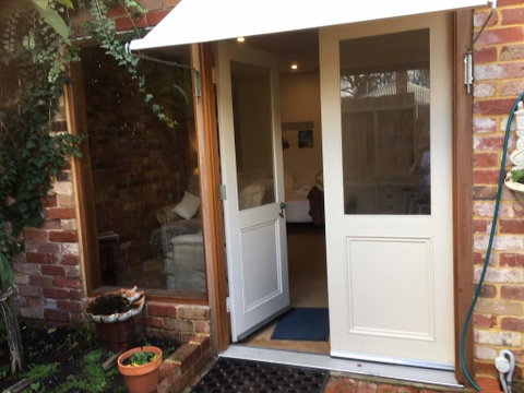 Gorgeous Studio 2 Minutes From The Heart Of Subiaco - C Tourism 2