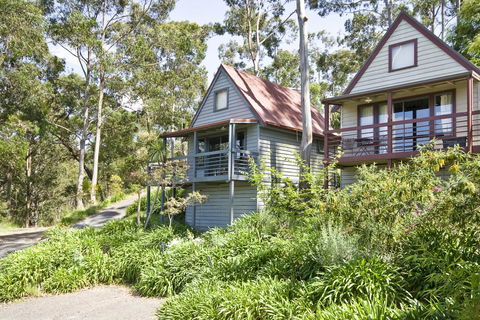 Great Ocean Road Cottages - C Tourism 0