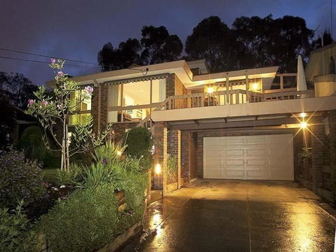 Great Views/Location 5 Bedrooms In Glen Waverley - C Tourism 0