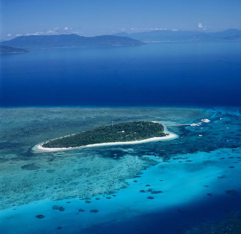 Green Island Resort - C Tourism 2