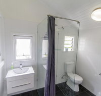 Grimshaw House - C Tourism