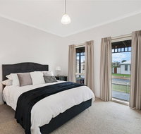 GUILDFORD COTTAGE - C Tourism