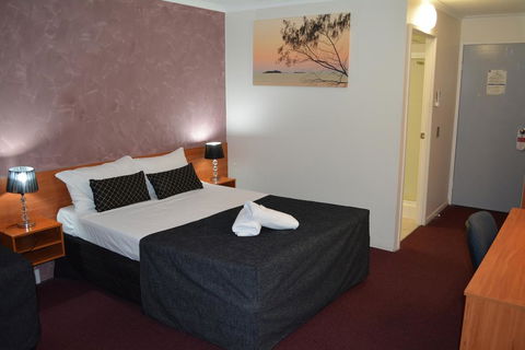 Hampton Villa Motel - C Tourism 2