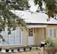 Happy cozy house for holidays Beach BBQ Pet friendly 35kms from CBD in country life style  - C Tourism