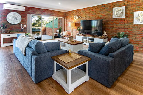 High Tide Five Star Appartment - C Tourism 0