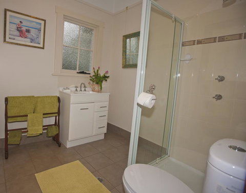 Hillside Cottage - C Tourism 2