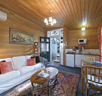 Hillside Country Retreat - C Tourism