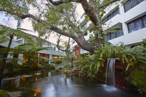 Holiday Inn Warwick Farm - C Tourism 1