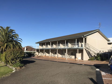 Holiday Lodge Motor Inn - C Tourism 3