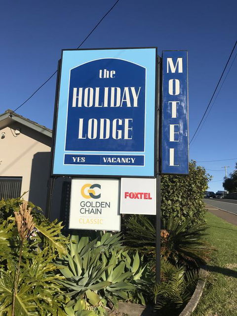 Holiday Lodge Motor Inn - C Tourism 0