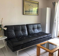 Holiday Unit by The Beach with Pool - C Tourism