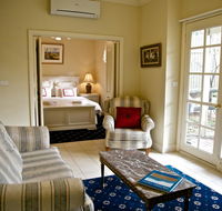 Holly Lane Mews - C Tourism