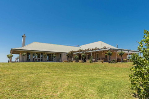 Holman Estate - C Tourism 1