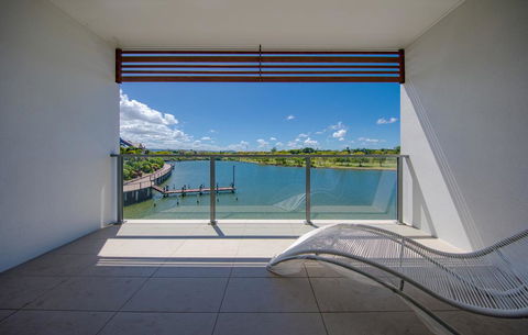 HomePlus - Lakeview Morden Townhouse - C Tourism 0