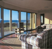 Horizons Beachfront Apartment - C Tourism