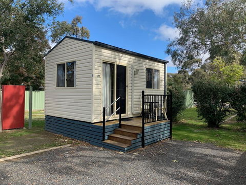 Horsham Riverside Caravan Park - C Tourism 1