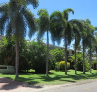 Island Magic 2 - Opposite Beautiful Alma Bay - C Tourism