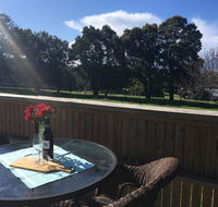 Jacaranda Retreat. Refreshing Recharge Relax  - C Tourism