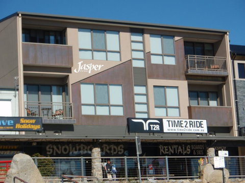 Jasper 4 Town Centre Jindabyne - C Tourism 1