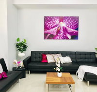 Jewel in the West-Newly Built and Spacious - C Tourism