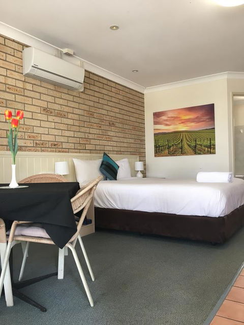 Jolly Swagman Motor Inn - C Tourism 3