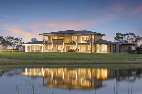 Jolong Park Club House - C Tourism 0