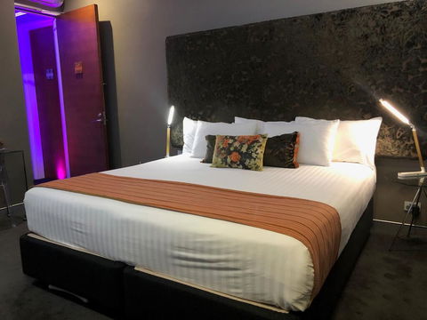 Junction Hotel - C Tourism 2
