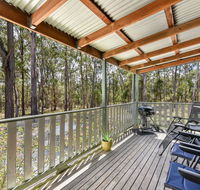 Kangaroo Cottage - cute Accom in bushland setting - C Tourism