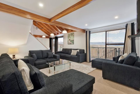 Kestrels Rest 1/116 Gippsland Street - C Tourism 2