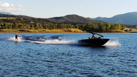 Khancoban Lakeside Caravan Park - C Tourism 2