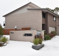 Khione 1 - Modern  spacious with views towards Lake Jindabyne  the mountains beyond - C Tourism