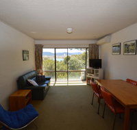 Kirwan Apartments 10 - C Tourism