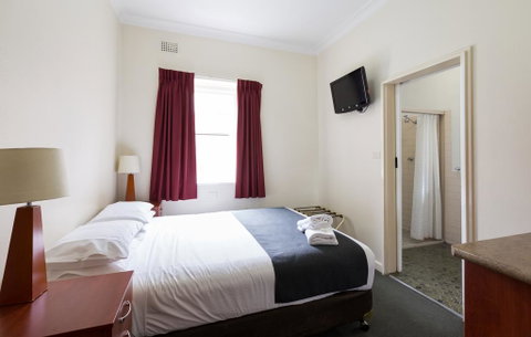Knickerbocker Hotel - C Tourism 0