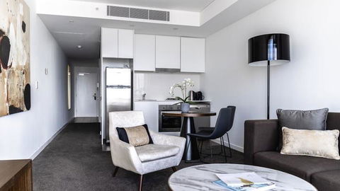 KOZYGURU Chatswood Luxury Studio NCH088 - C Tourism 2